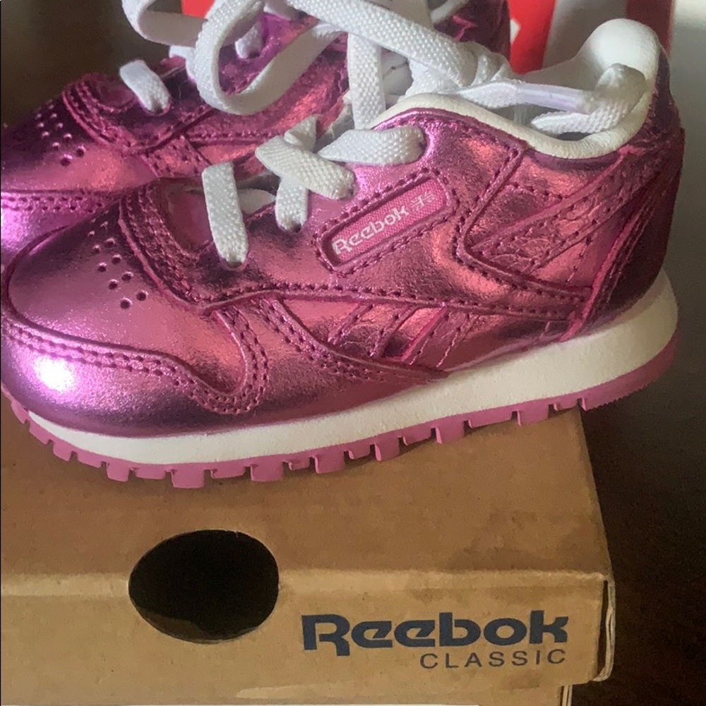 Reebok - Picture 5 of 6